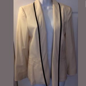 ELIZABETH And JAMES Tuxedo Blazer Jacket Wool Ivory Black Sleek Office Career